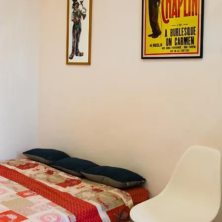 Charlie Holiday home